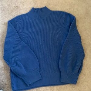 COPY - Bell sleeves sweater